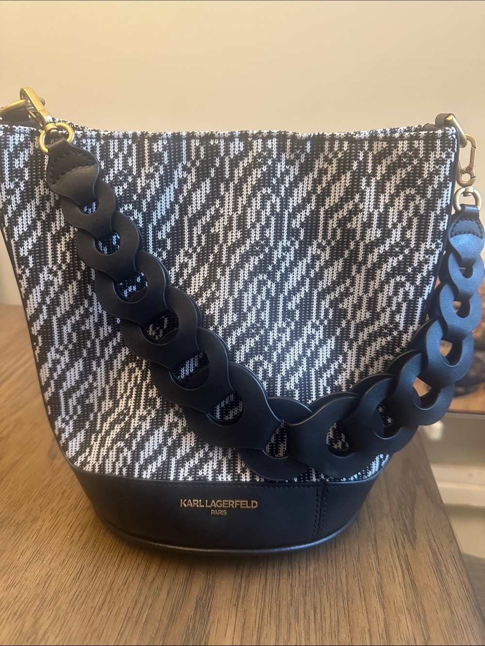 Karl Lagerfeld Black & White Knit Bucket Bag with Chunky Chain Strap